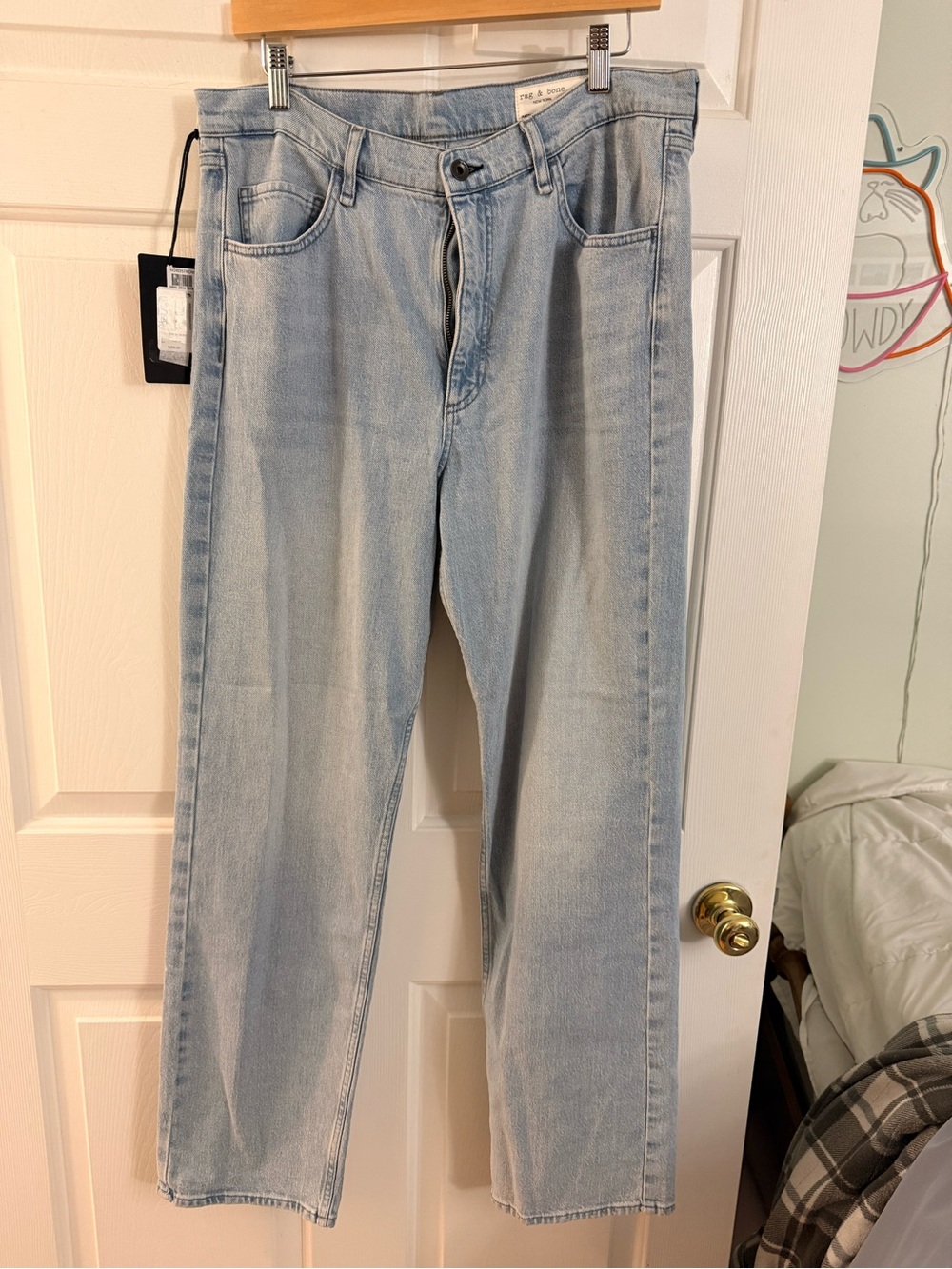 rag & bone women’s mid rise light blue denim jeans in size 32